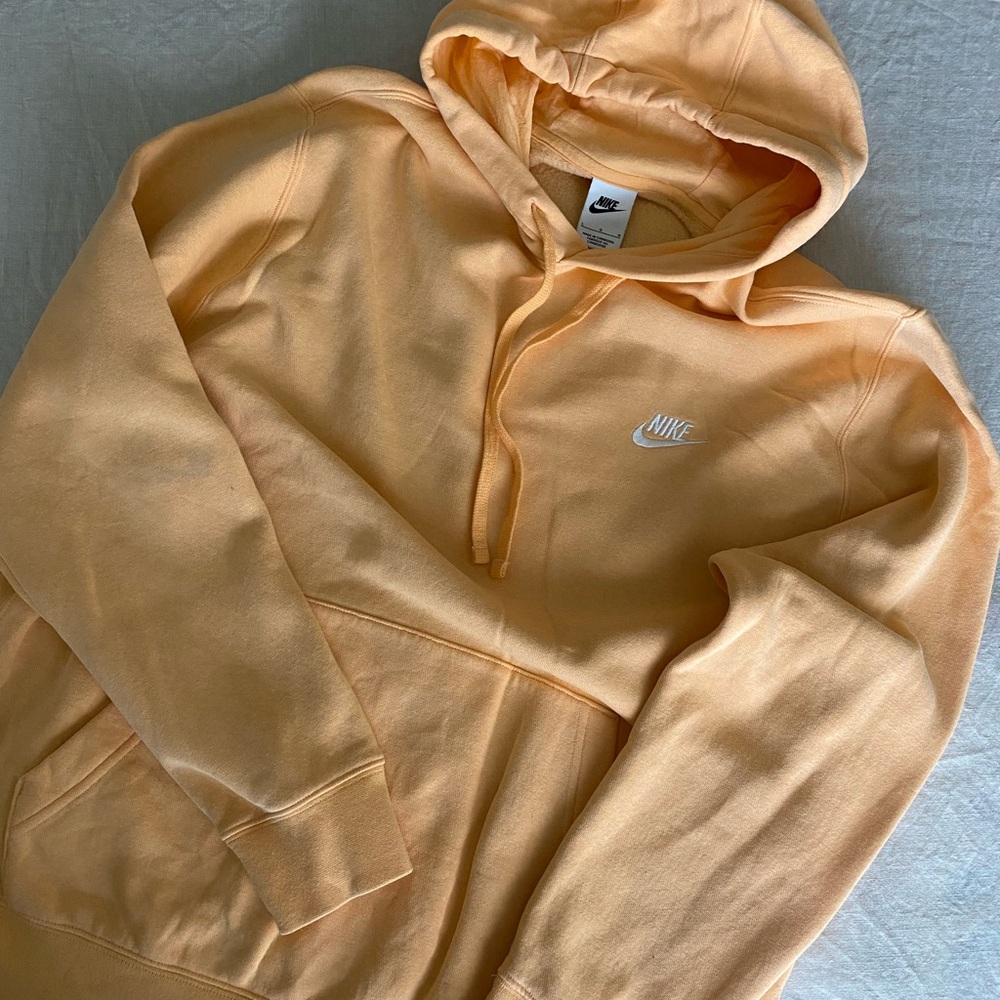 Nike Men's Peach Hoodie Large